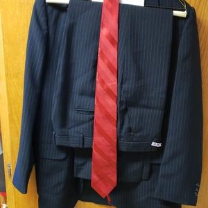 Suit